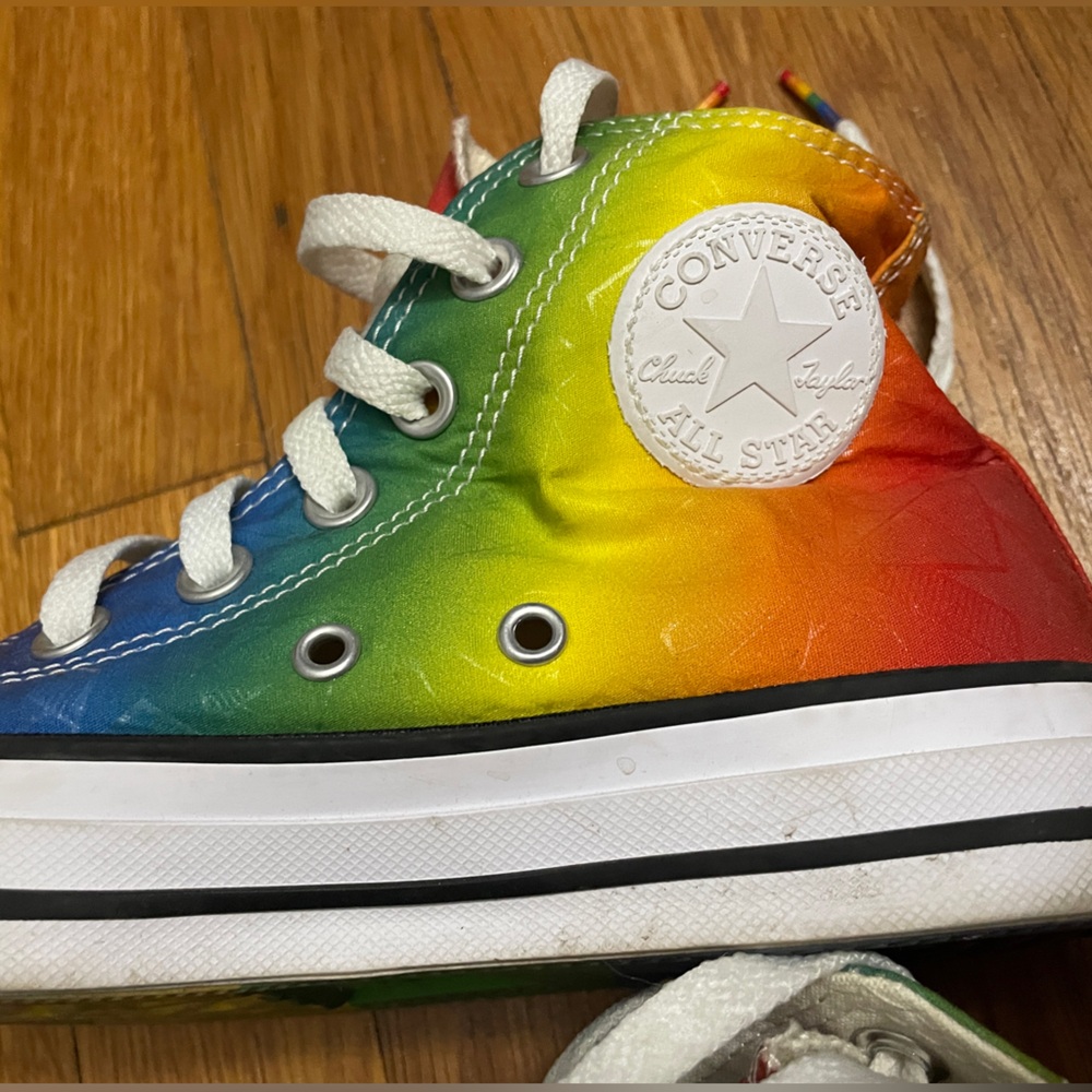 EUC Converse All Star Rainbow Chuck Taylor High-Top Sneakers Women Sz 5 - Picture 8 of 9